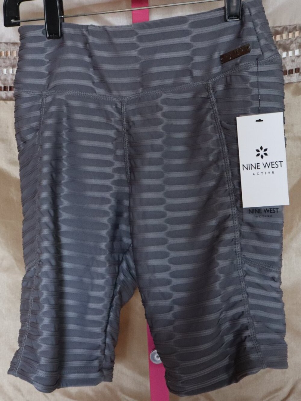 Nine West Active Yoga Shorts Grey - Textured w/pockets Medium